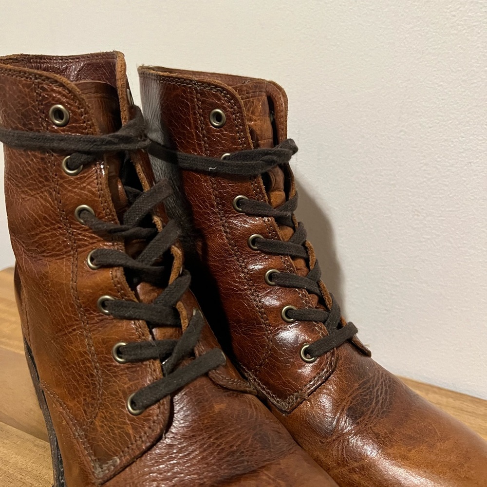 Frye brown leather Sabrina lace-up boots in size 9.5 G45 - Picture 9 of 12